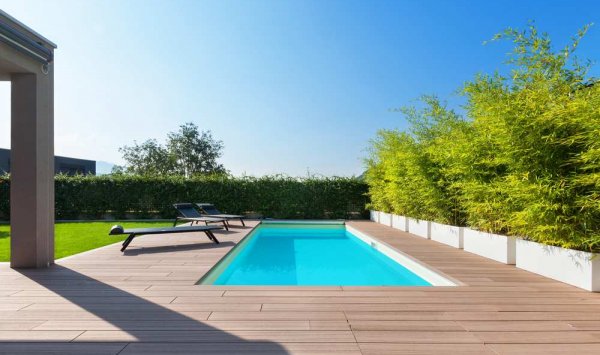 Terrasse autour d'une piscine - Chauffailles - Monat Paysage